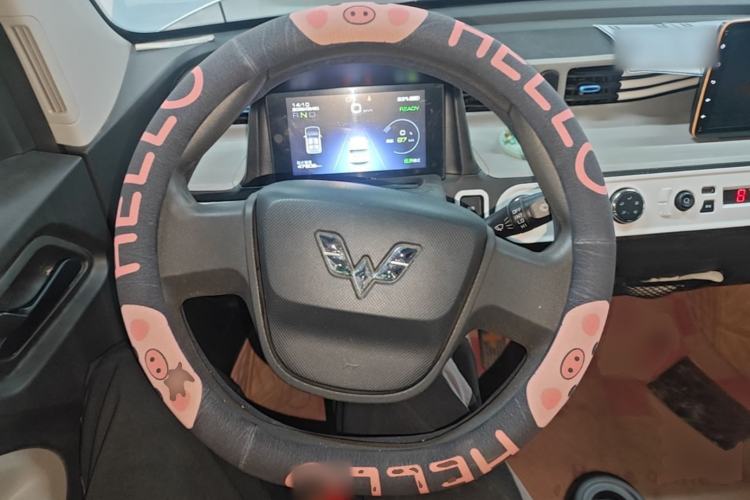 Used Wuling Hongguang MINIEV 2020 Freedom Version Lithium Iron Phosphate Steering Wheel