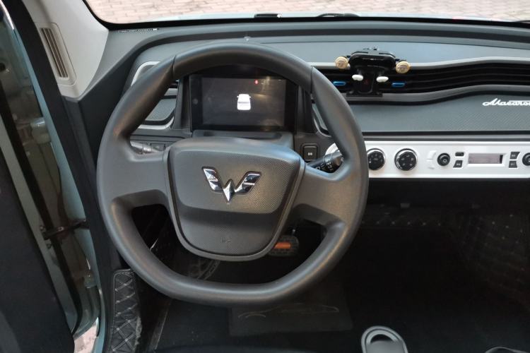 Used Wuling Hongguang MINIEV 2020 Enjoy Edition Lithium-Ion Battery Steering Wheel