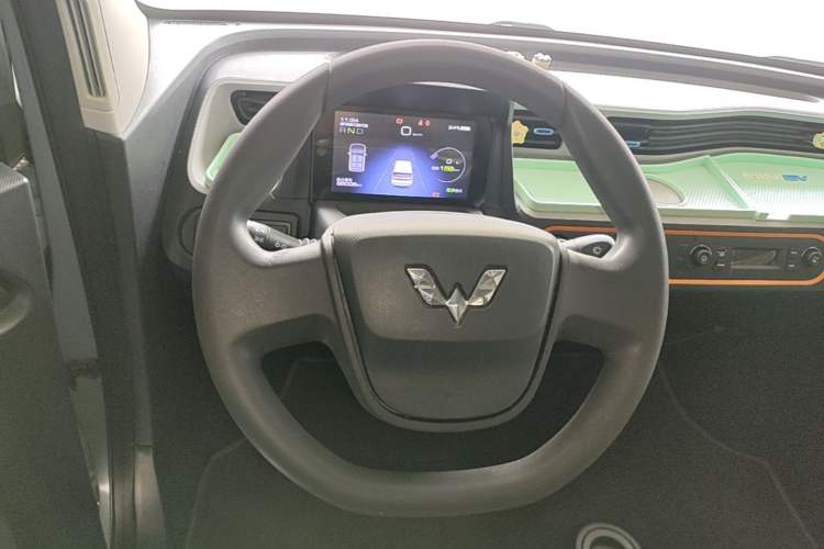 Used Wuling Hongguang MINIEV 2020 Enjoy Edition Lithium-Ion Battery Steering Wheel
