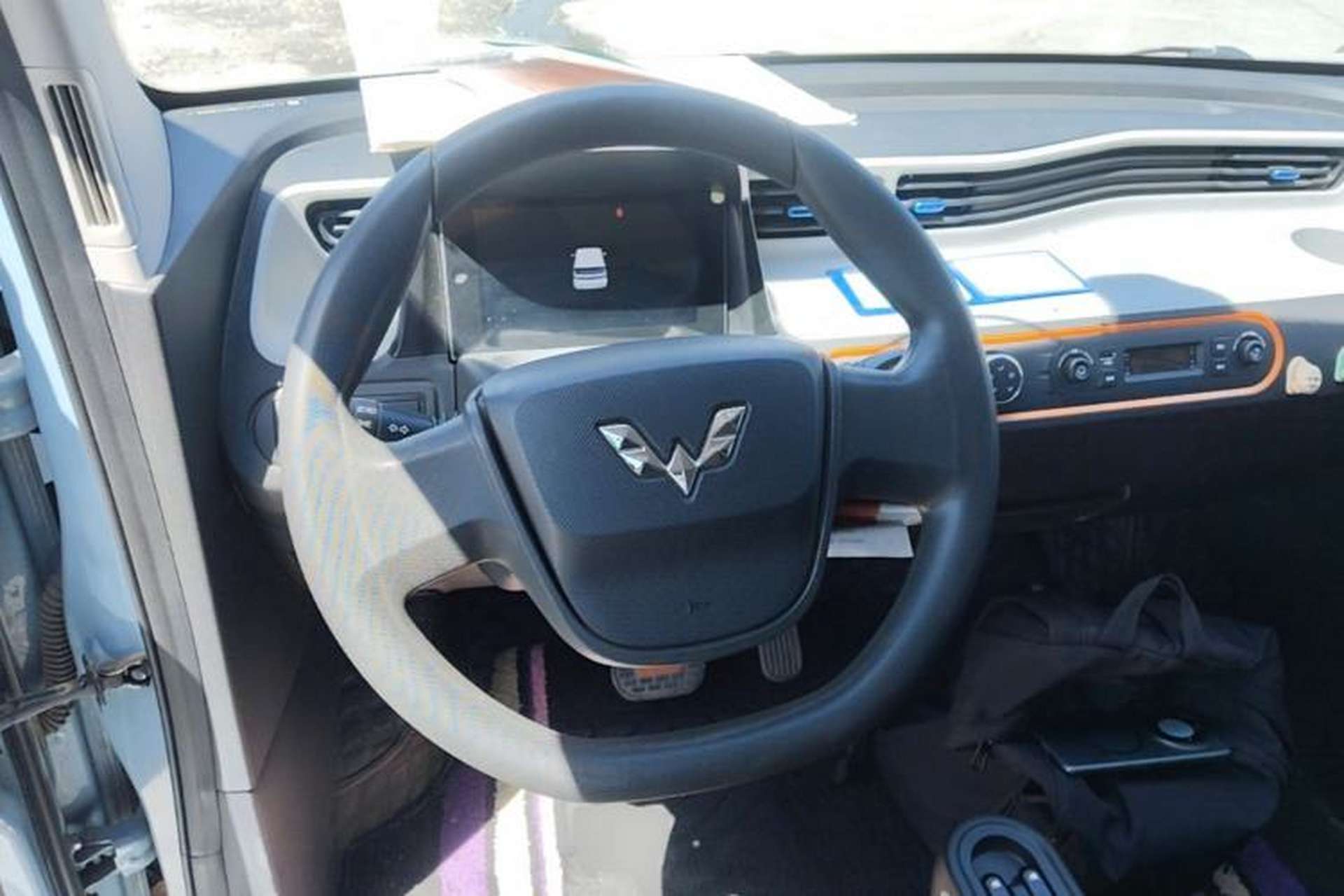 Used Wuling Hongguang MINIEV 2020 Freedom Version Lithium Iron Phosphate Steering Wheel