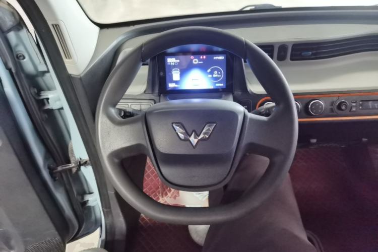 Used Wuling Hongguang MINIEV 2020 Enjoyment Model Lithium Iron Phosphate Steering Wheel