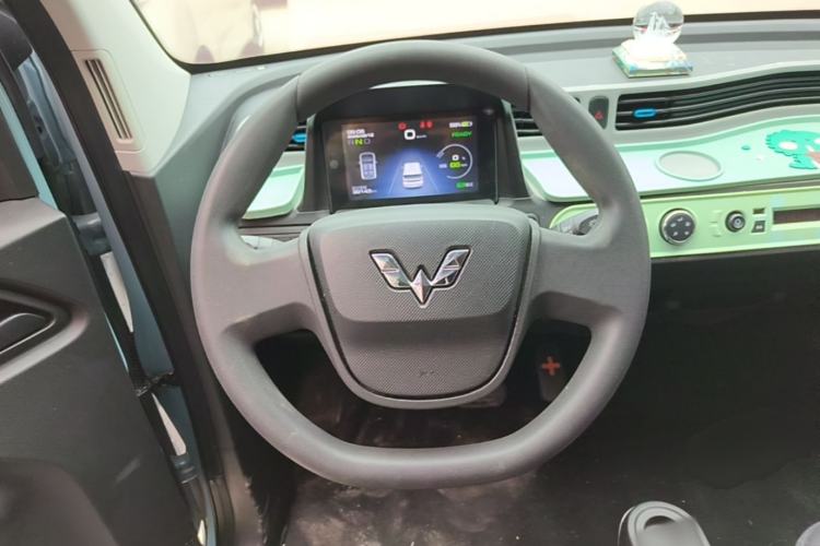 Used Wuling Hongguang MINIEV 2020 Freedom Version Lithium Iron Phosphate Steering Wheel