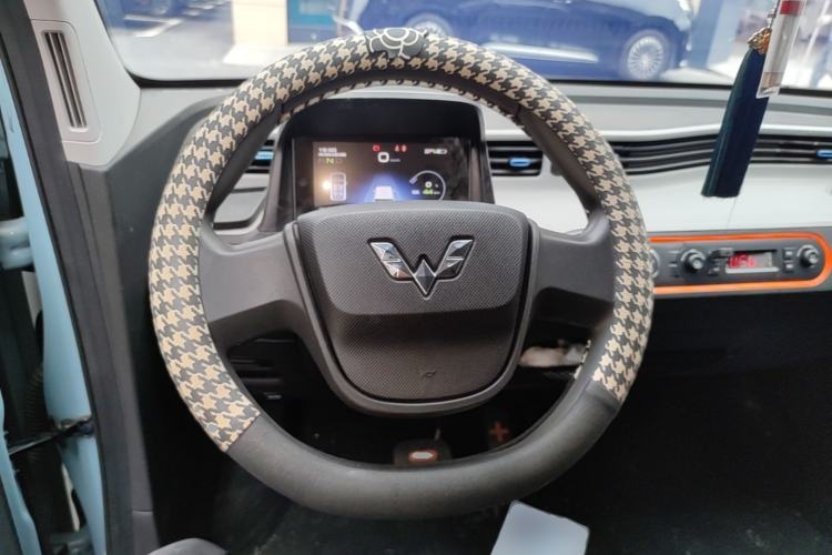 Used Wuling Hongguang MINIEV 2020 Freedom Version Lithium Iron Phosphate Steering Wheel