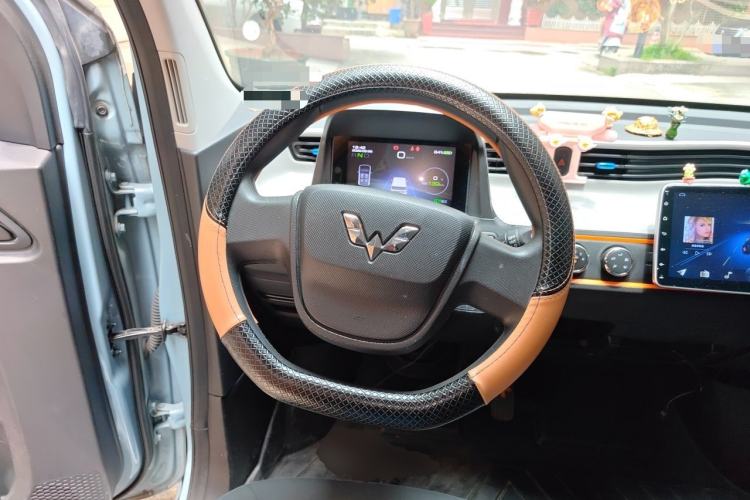 Used Wuling Hongguang MINIEV 2020 Enjoy Edition Lithium-Ion Battery Steering Wheel