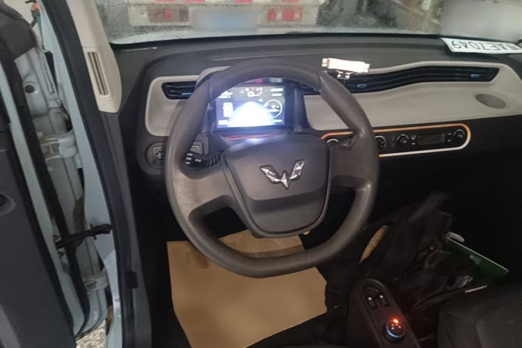 Used Wuling Hongguang MINIEV 2020 Freedom Version Lithium Iron Phosphate Steering Wheel