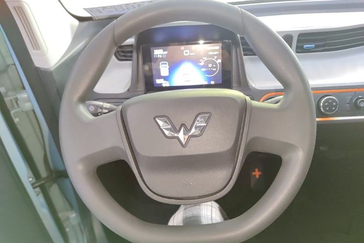 Used Wuling Hongguang MINIEV 2020 Enjoy Edition Lithium-Ion Battery Steering Wheel