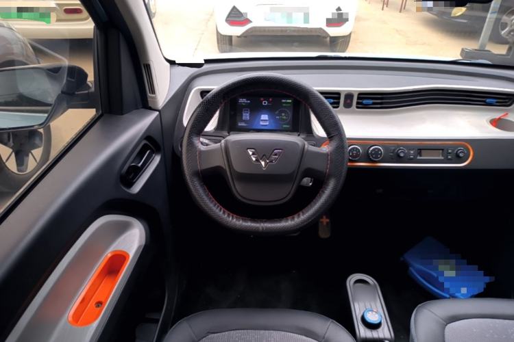 Used Wuling Hongguang MINIEV 2020 Freedom Version Lithium Iron Phosphate Steering Wheel