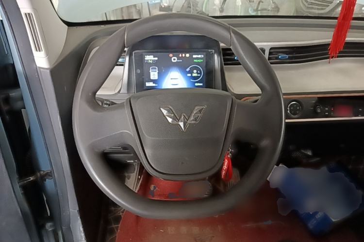 Used Wuling Hongguang MINIEV 2020 Zizai Version Lithium-NMC Steering Wheel