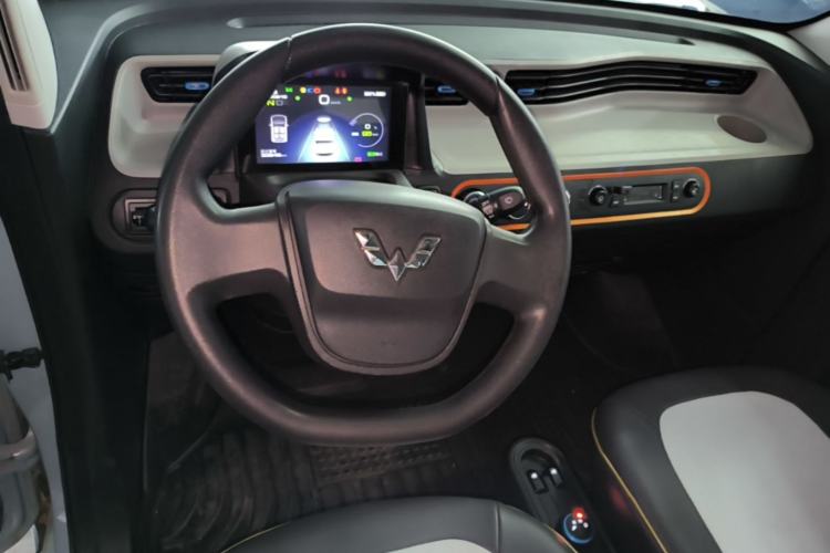 Used Wuling Hongguang MINIEV 2020 Freedom Version Lithium Iron Phosphate Steering Wheel