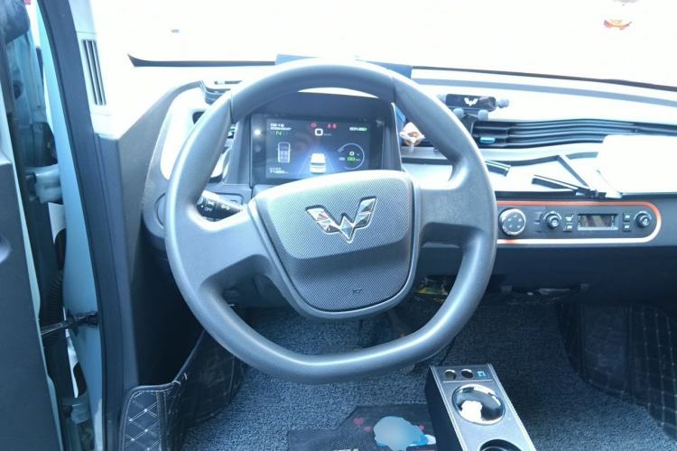 Used Wuling Hongguang MINIEV 2020 Zizai Version Lithium-NMC Steering Wheel