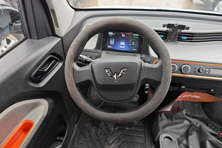 Used Wuling Hongguang MINIEV 2020 Zizai Version Lithium-NMC Steering Wheel