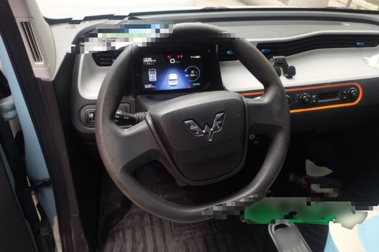 Used Wuling Hongguang MINIEV 2020 Freedom Version Lithium Iron Phosphate Steering Wheel