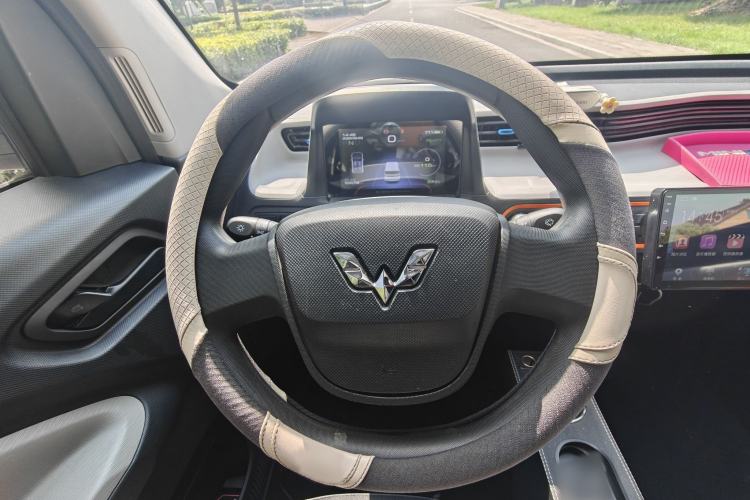 Used Wuling Hongguang MINIEV 2020 Enjoy Edition Lithium-Ion Battery Steering Wheel