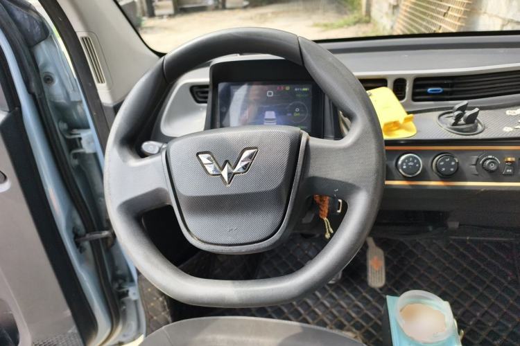 Used Wuling Hongguang MINIEV 2020 Freedom Version Lithium Iron Phosphate Steering Wheel