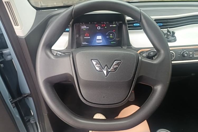 Used Wuling Hongguang MINIEV 2020 Easy Version Lithium-Ion Battery Steering Wheel