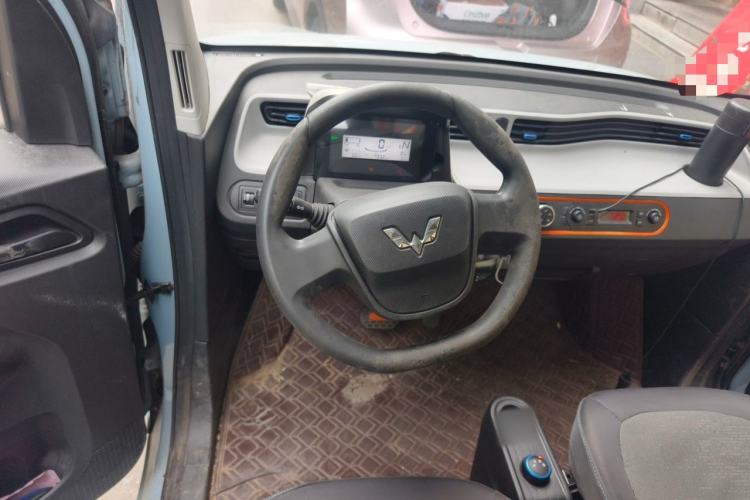 Used Wuling Hongguang MINIEV 2020 Freedom Version Lithium Iron Phosphate Steering Wheel