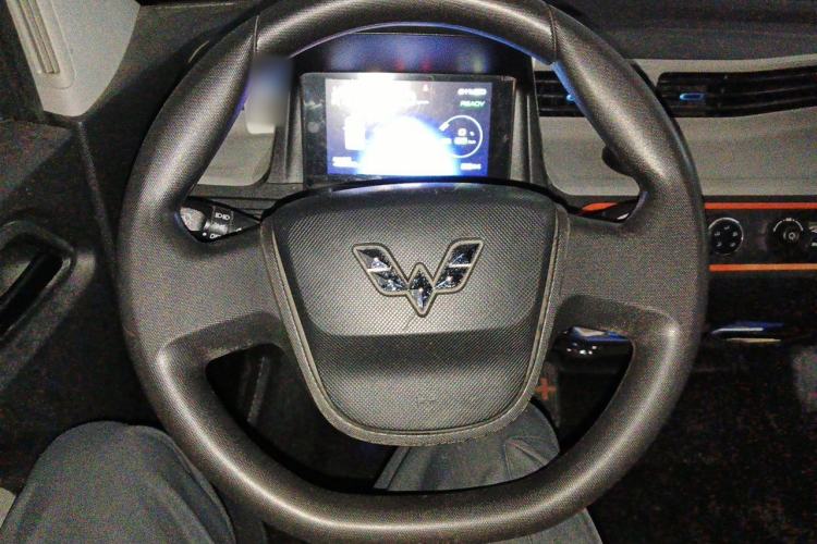 Used Wuling Hongguang MINIEV 2020 Freedom Version Lithium Iron Phosphate Steering Wheel
