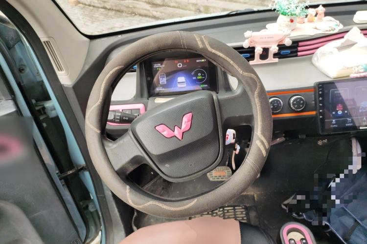Used Wuling Hongguang MINIEV 2020 Zizai Version Lithium-NMC Steering Wheel