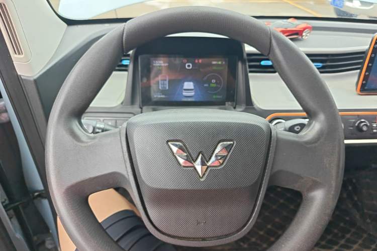 Used Wuling Hongguang MINIEV 2020 Enjoy Edition Lithium-Ion Battery Steering Wheel