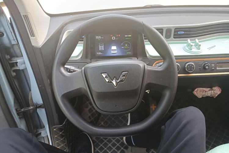 Used Wuling Hongguang MINIEV 2020 Zizai Version Lithium-NMC Steering Wheel