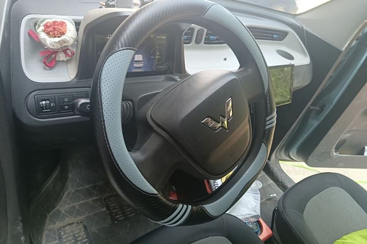 Used Wuling Hongguang MINIEV 2020 Freedom Version Lithium Iron Phosphate Steering Wheel