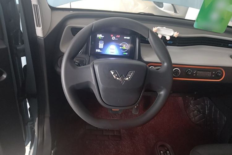 Used Wuling Hongguang MINIEV 2020 Freedom Version Lithium Iron Phosphate Steering Wheel