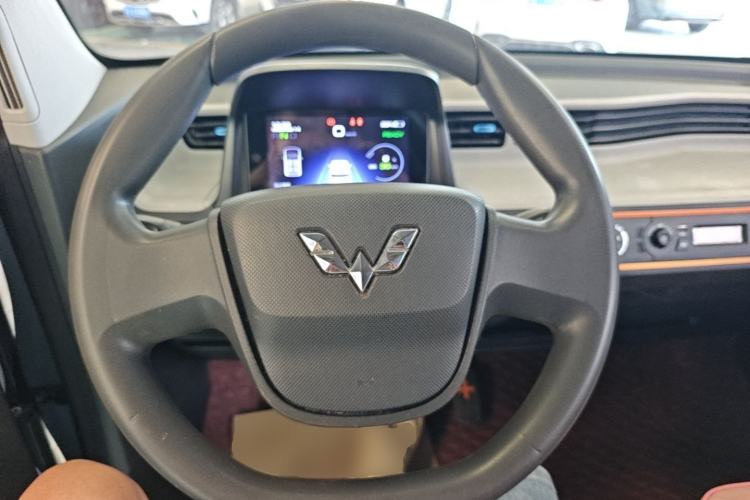 Used Wuling Hongguang MINIEV 2020 Freedom Version Lithium Iron Phosphate Steering Wheel