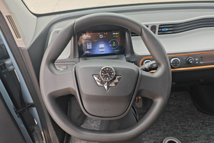 Used Wuling Hongguang MINIEV 2020 Freedom Version Lithium Iron Phosphate Steering Wheel