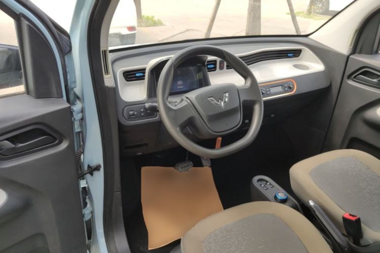 Used Wuling Hongguang MINIEV 2020 Freedom Version Lithium Iron Phosphate Steering Wheel