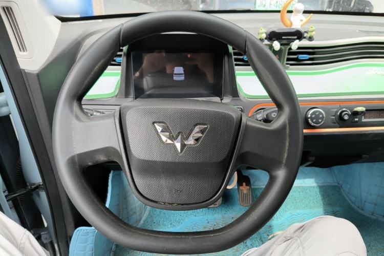 Used Wuling Hongguang MINIEV 2020 Freedom Version Lithium Iron Phosphate Steering Wheel