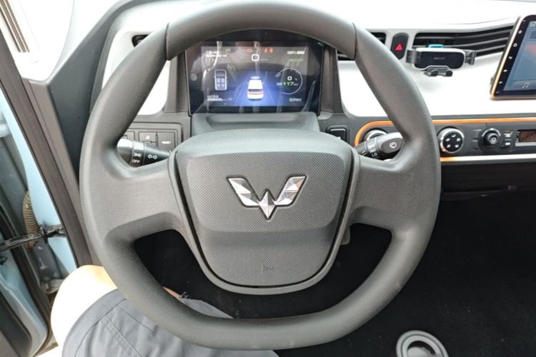 Used Wuling Hongguang MINIEV 2020 Freedom Version Lithium Iron Phosphate Steering Wheel