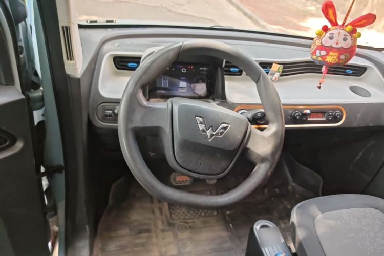 Used Wuling Hongguang MINIEV 2020 Freedom Version Lithium Iron Phosphate Steering Wheel
