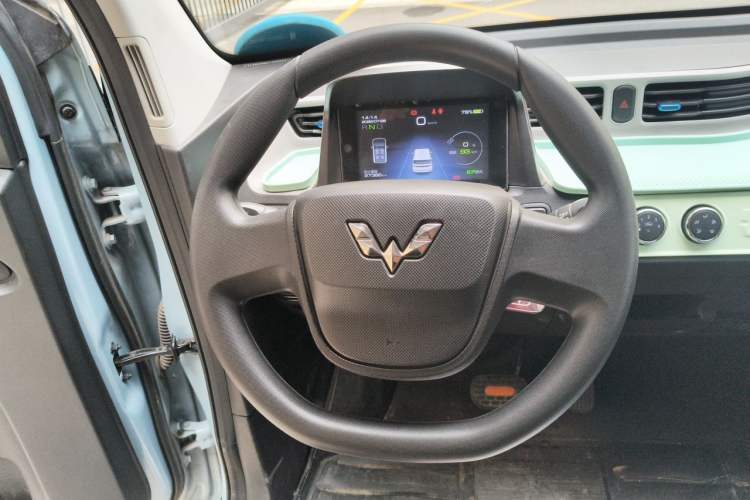Used Wuling Hongguang MINIEV 2020 Freedom Version Lithium Iron Phosphate Steering Wheel