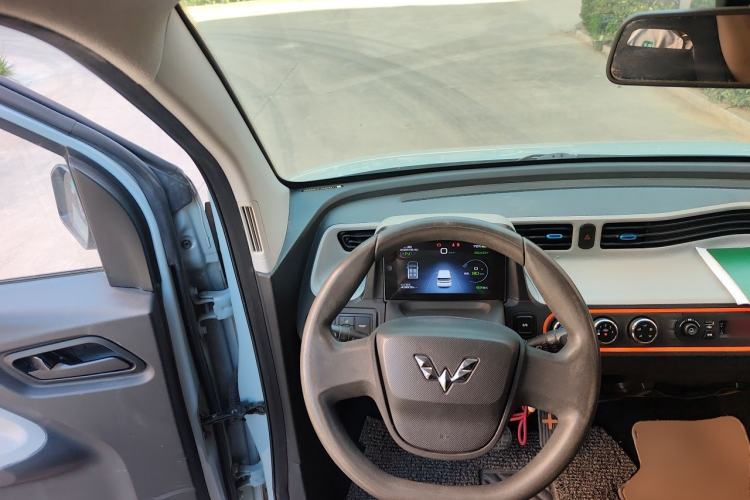 Used Wuling Hongguang MINIEV 2020 Zizai Version Lithium-NMC Steering Wheel