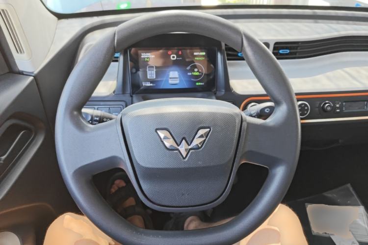 Used Wuling Hongguang MINIEV 2020 Enjoy Edition Lithium-Ion Battery Steering Wheel