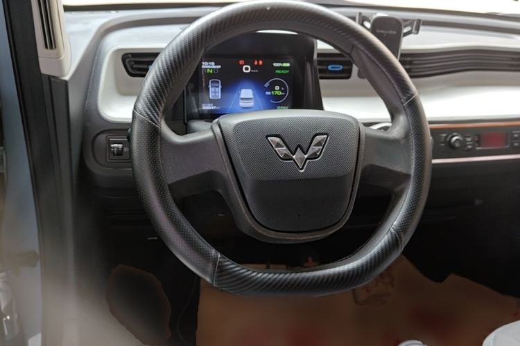 Used Wuling Hongguang MINIEV 2020 Enjoyment Model Lithium Iron Phosphate Steering Wheel