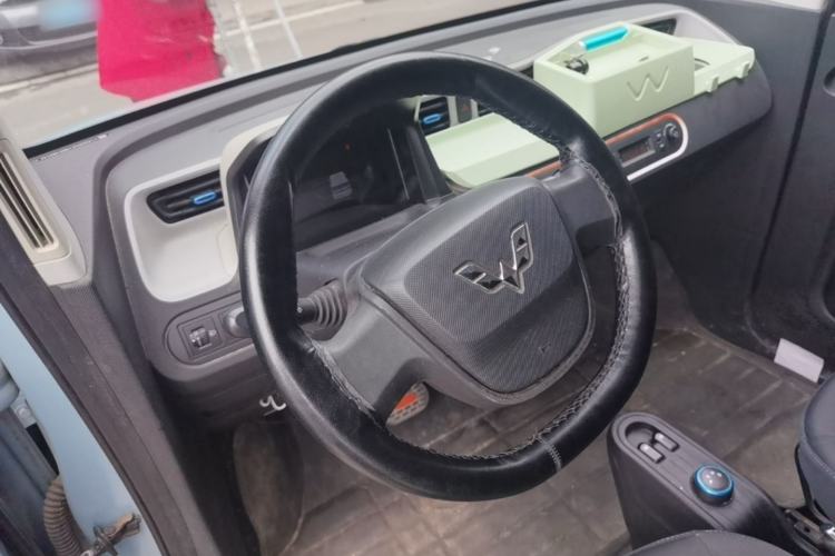 Used Wuling Hongguang MINIEV 2020 Freedom Version Lithium Iron Phosphate Steering Wheel