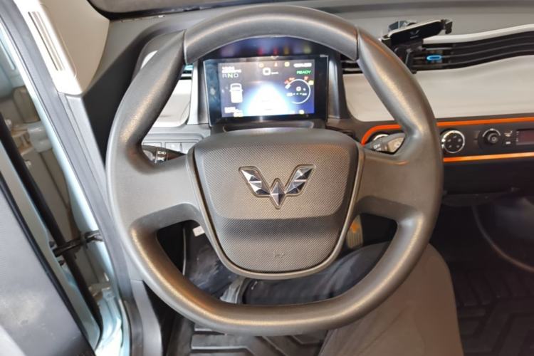 Used Wuling Hongguang MINIEV 2020 Freedom Version Lithium Iron Phosphate Steering Wheel