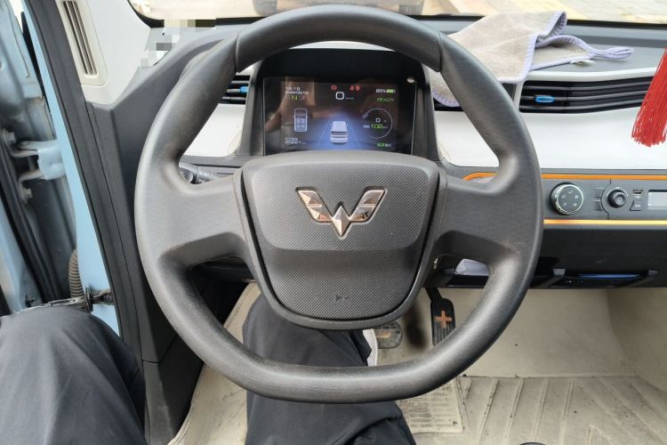 Used Wuling Hongguang MINIEV 2020 Freedom Version Lithium Iron Phosphate Steering Wheel