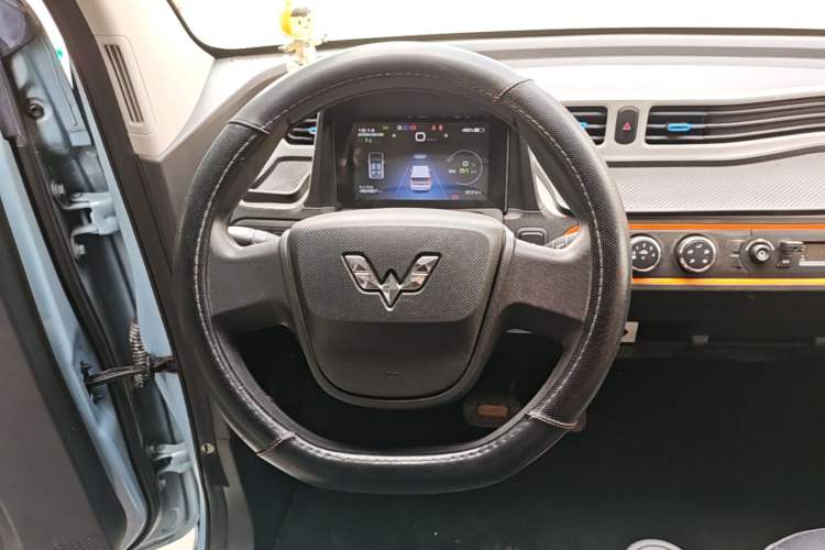 Used Wuling Hongguang MINIEV 2020 Freedom Version Lithium Iron Phosphate Steering Wheel