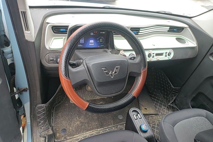 Used Wuling Hongguang MINIEV 2020 Freedom Version Lithium Iron Phosphate Steering Wheel