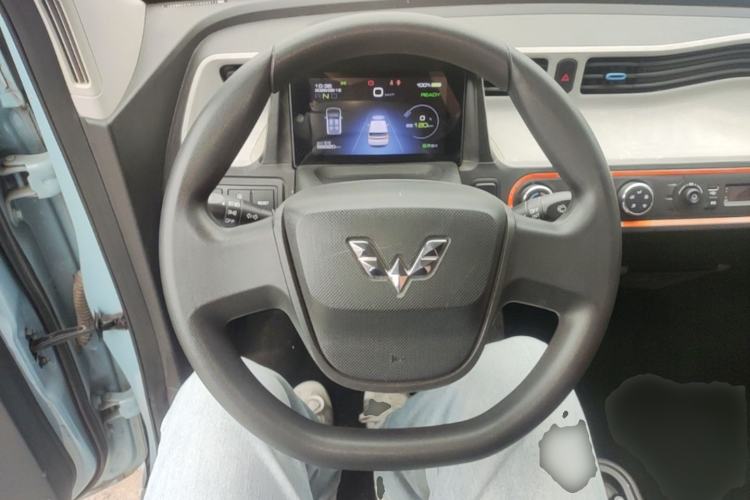 Used Wuling Hongguang MINIEV 2020 Zizai Version Lithium-NMC Steering Wheel
