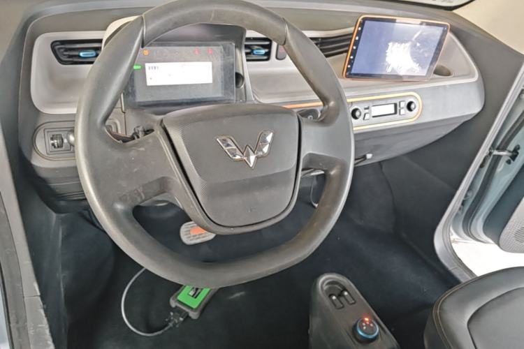 Used Wuling Hongguang MINIEV 2020 Lite Version Lithium Iron Phosphate Steering Wheel