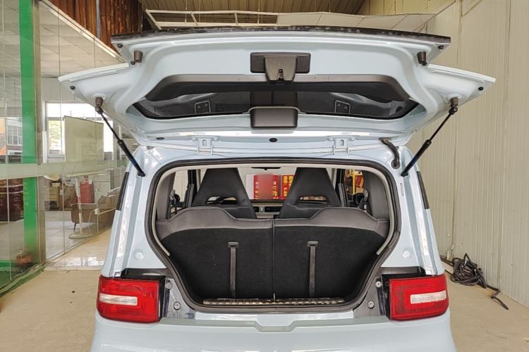 Used Wuling Hongguang MINIEV 2020 Zizai Version Lithium-NMC Trunk