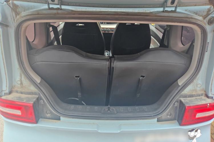 Used Wuling Hongguang MINIEV 2020 Zizai Version Lithium-NMC Trunk