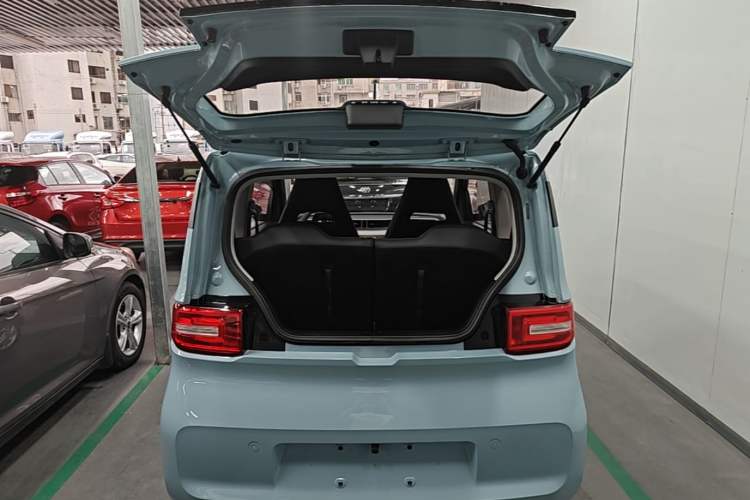 Used Wuling Hongguang MINIEV 2020 Freedom Version Lithium Iron Phosphate Trunk