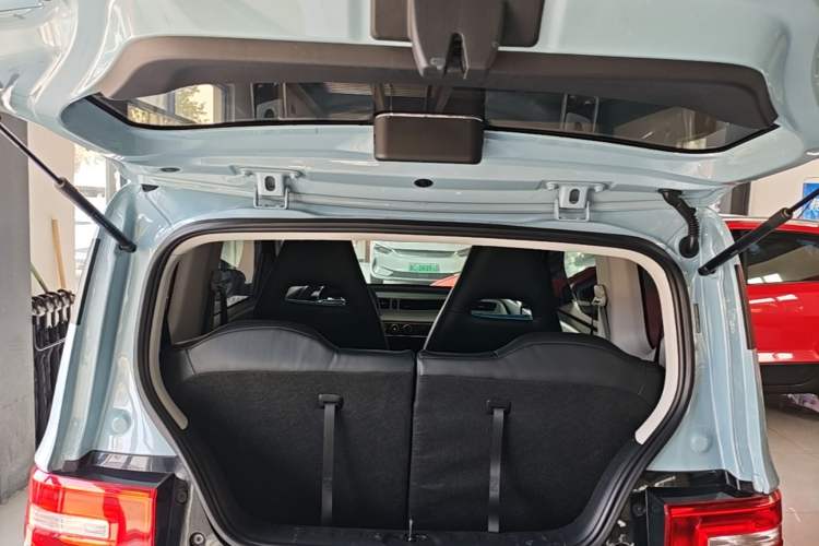 Used Wuling Hongguang MINIEV 2020 Freedom Version Lithium Iron Phosphate Trunk