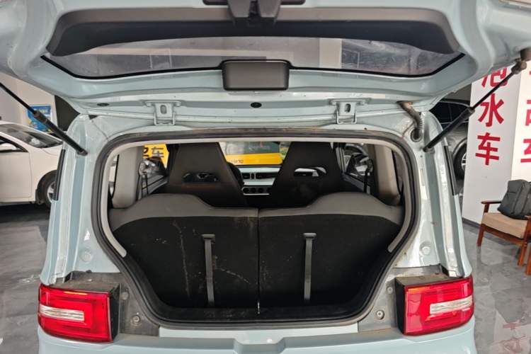 Used Wuling Hongguang MINIEV 2020 Easy Version Lithium-Ion Battery Trunk