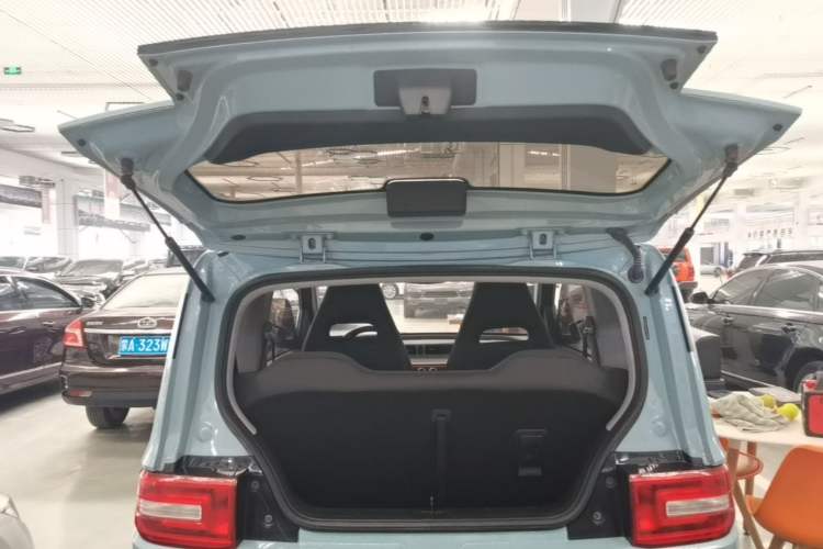 Used Wuling Hongguang MINIEV 2020 Easy Version Lithium-Ion Battery Trunk