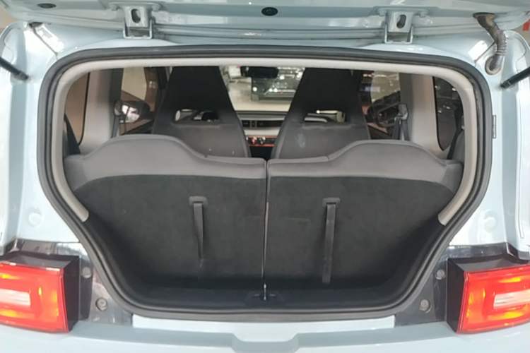 Used Wuling Hongguang MINIEV 2020 Freedom Version Lithium Iron Phosphate Trunk